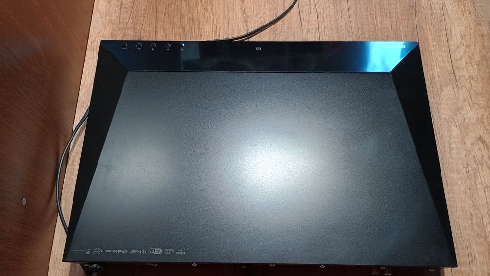 Домашно кино Sony bdv -e2100