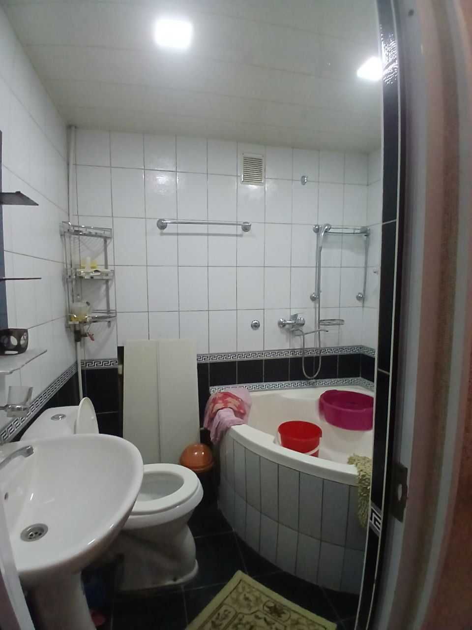 2х комнатная квартира в кирпичном доме по ул.М.Улугбека