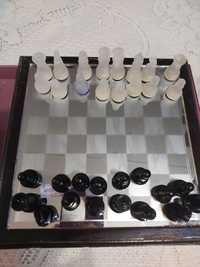 Продам шахматы сувенирные