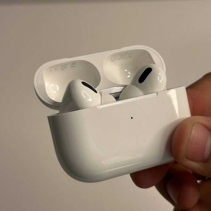 Наушник: AirPods Pro
