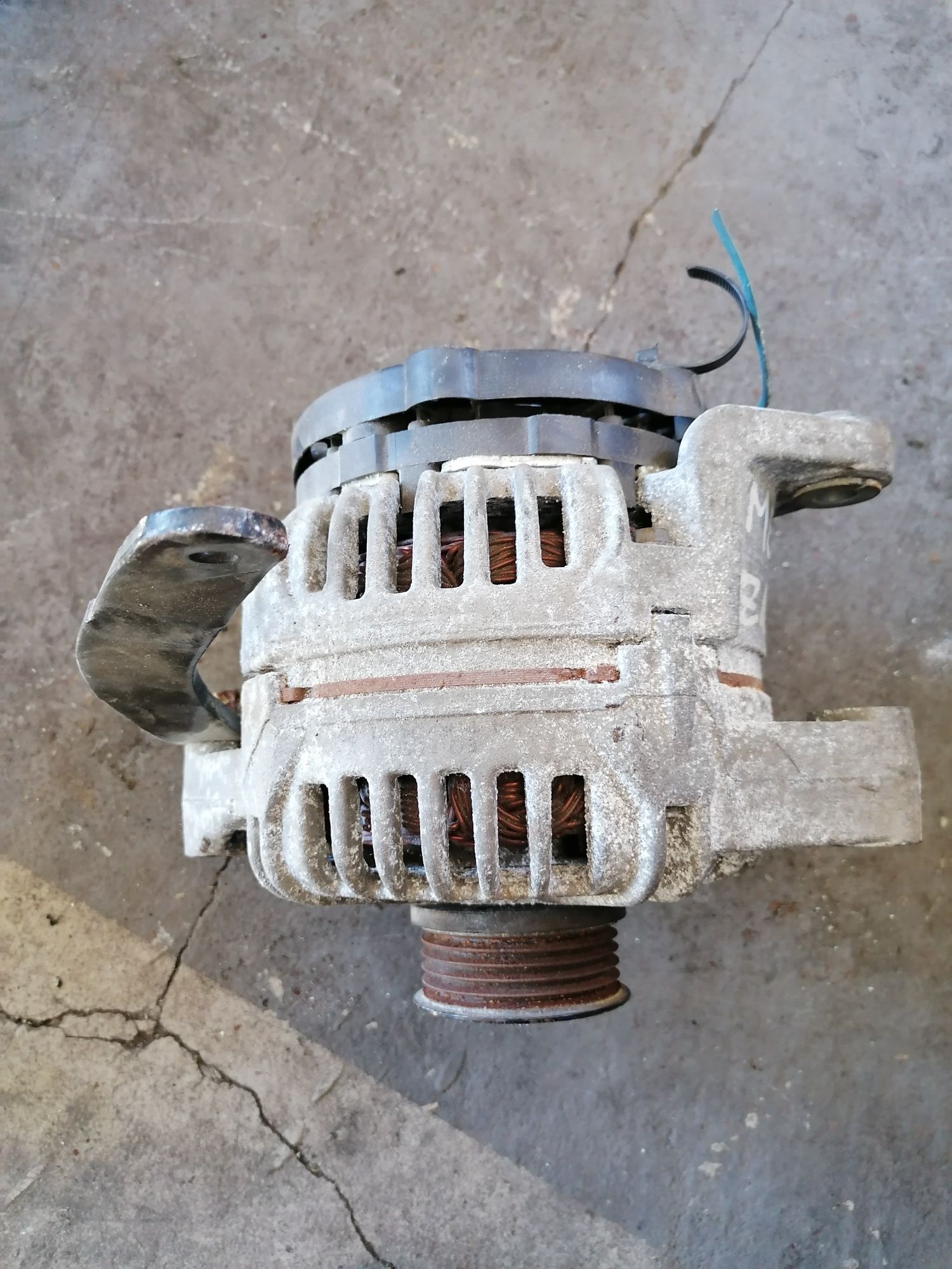 Alternator generator Opel Meriva Combo Astra 1.6 64 kw Z16SE VLD226