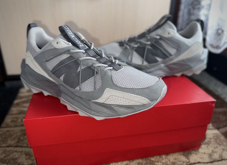 New Balance Tektrel 45