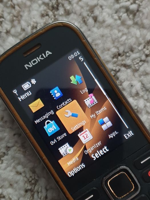 Vand Nokia 3720c