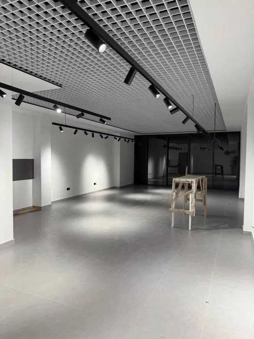 Продаётся Офис 78 м2 Яккасарай 1Линия Ор.Единое окно