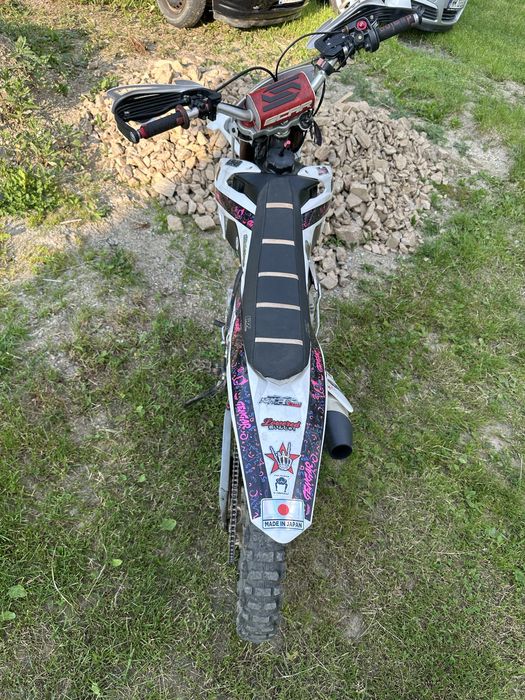 Cross 250.