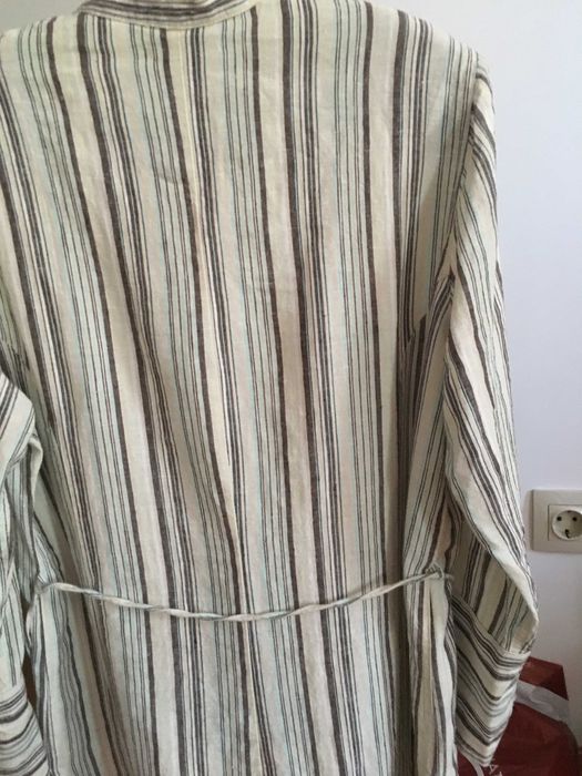 Продавам рокля /тип риза/ 100% лен с дълъг ръкав - 20 лева