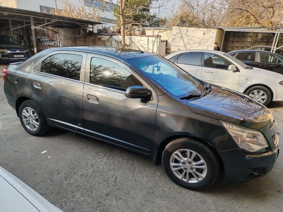 Продается Кобальт механическая 2019 год  2 позиция