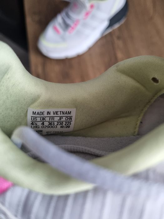 Adidasi femei adidas