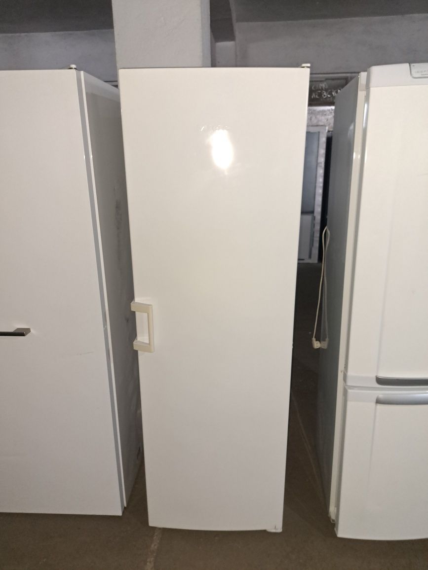 Хладилник/охладител Миеле/Miele 405 литра