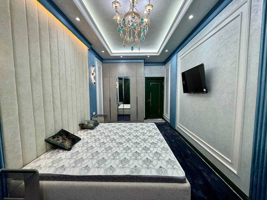 Buxoroda kvartira sotiladi 3 xonali 90m2 6-qavat.