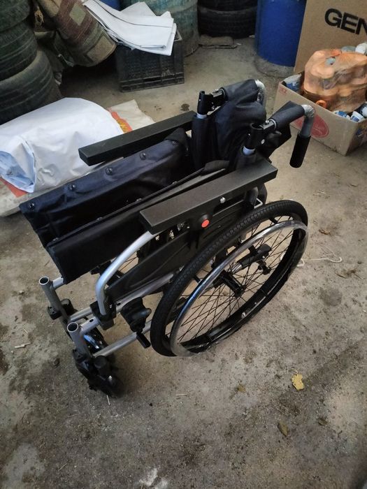 Продам Инвалидную Коляску