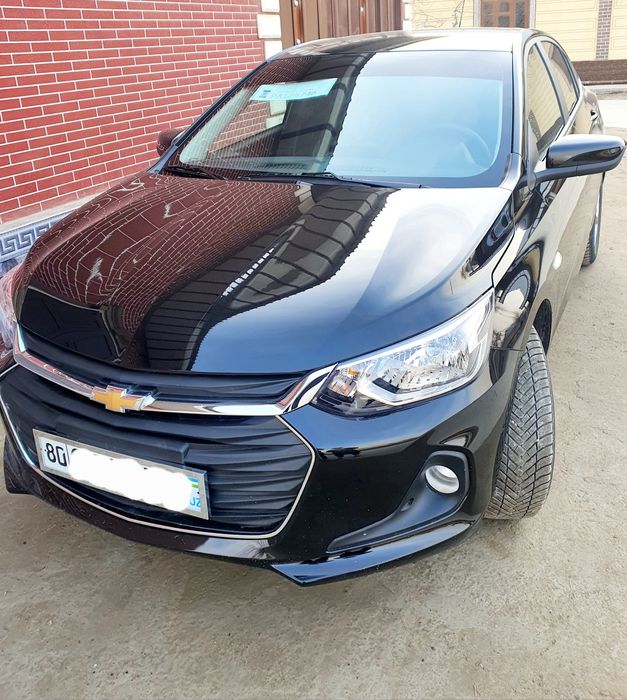 Chevrolet onix AT
