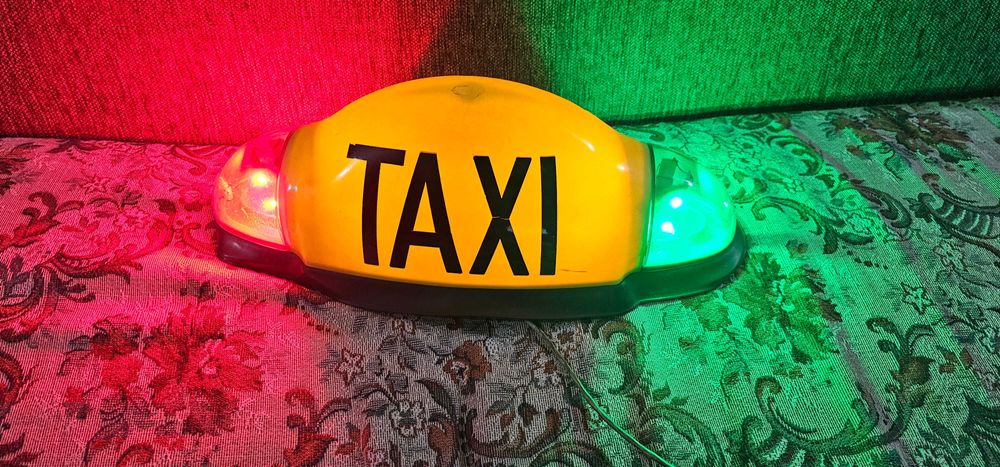 caseta taxi lampa de veghe