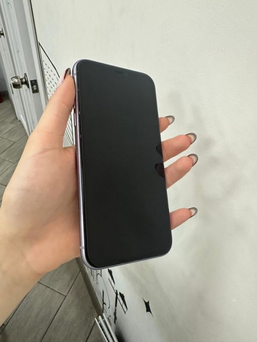 Iphone 11, 64 гб, 72% батарея