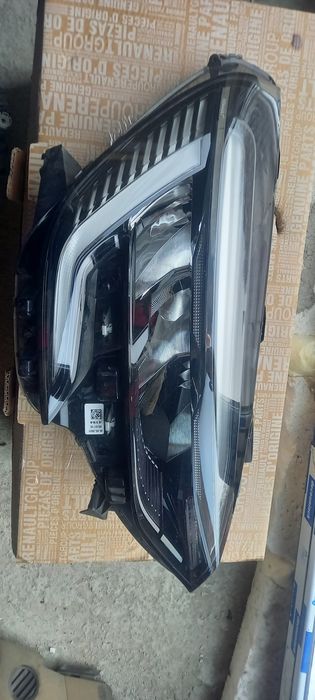 Aripa stanga dreapta far dreapta clio 5 captur 2 2019-2020