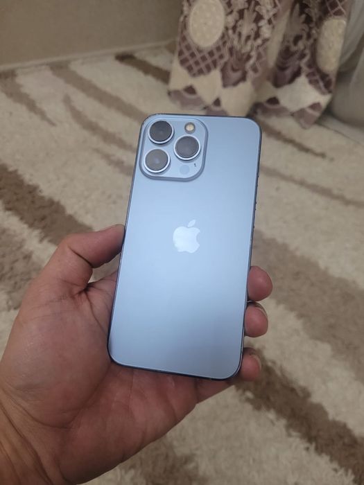 Айфон 13 про в отличном состоянии