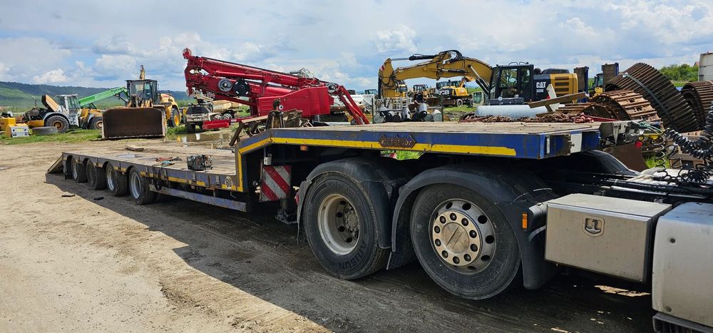 Nooteboom Trailer 4 axe extensibil