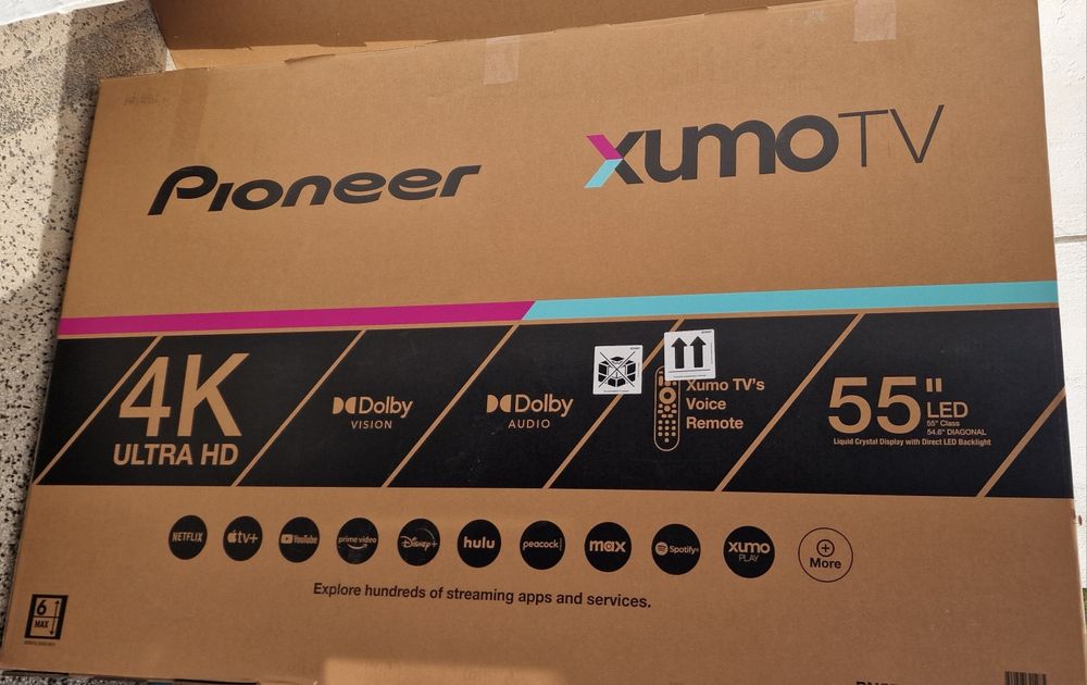 Продавам 55 инча 4К, нов смарт ТВ Pioneer Xumo
