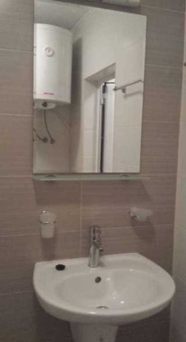 Дава се под наем Двустаен апартамент в Бургас, Меден рудник - зона Б - 76 кв.м за 200 € - Снимка #7