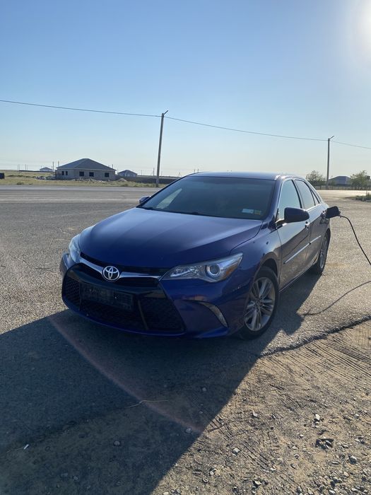 Toyota camry 55 2016