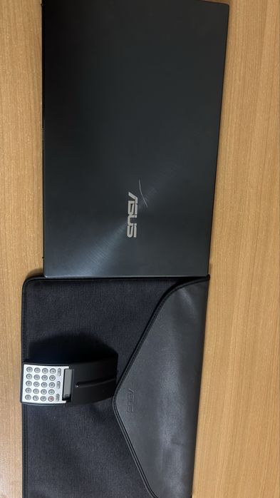 Asus Zenbook ux425ja