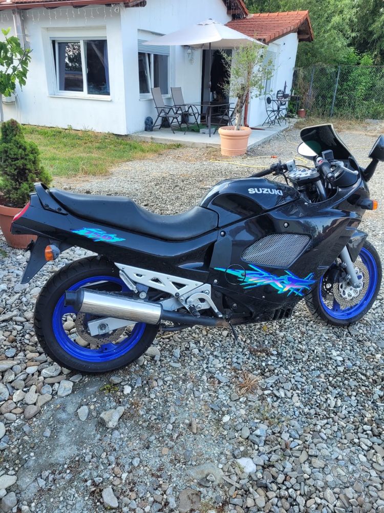 Suzuki GSX 750 An Fabricatie 1994