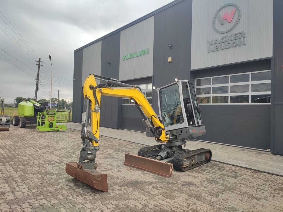 Excavator Wacker Neuson ET35 VDS Powertilt- REPREZENTANTA AUTORIZATA