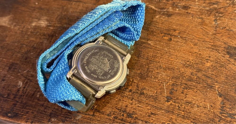 Casio Protrek ley prl 30 albastru