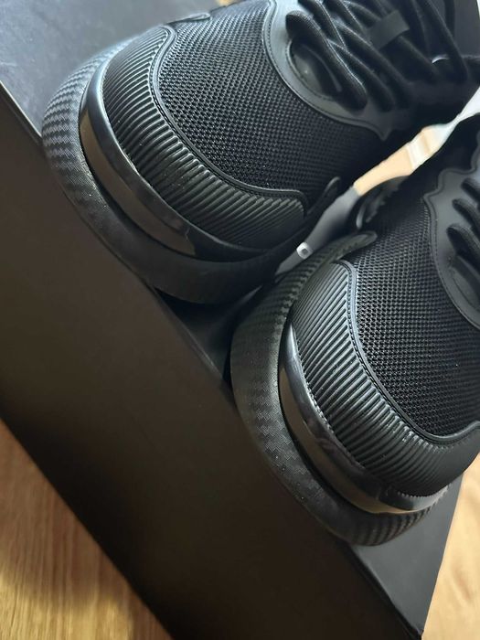 Adidasi Versace eleganti