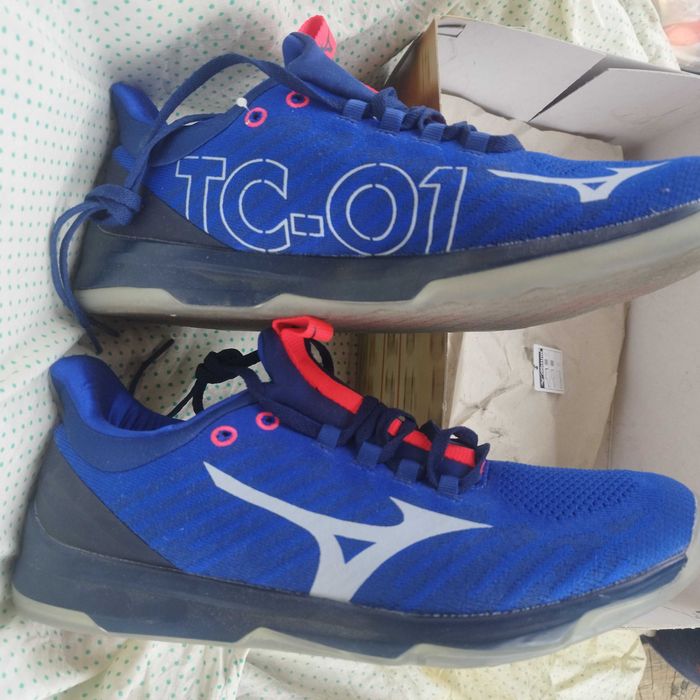 маратонки Mizuno 45-29,5см