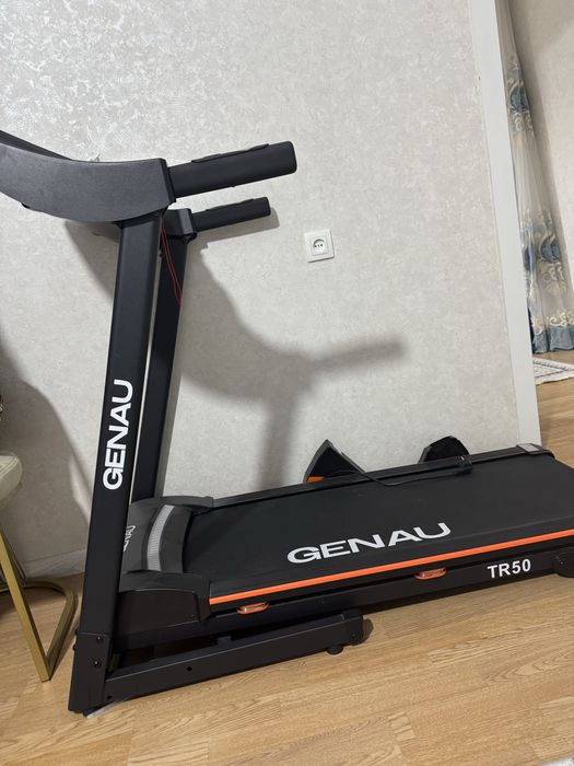Беговая дорожка Genau TR 50