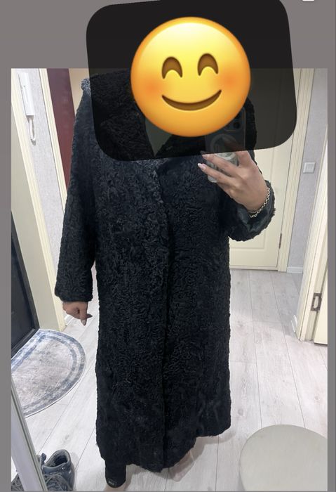 Продам настояшую шубу из каколчи с шапкой