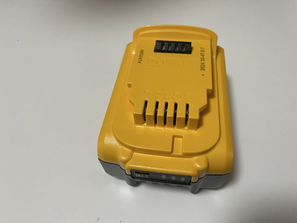 Акумулаторна батерия DeWalt