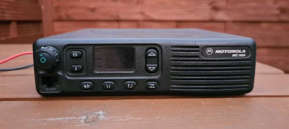 Statie emisie - receptie MOTOROLA  MC 900,  25 W UHF 403-470 MHz
