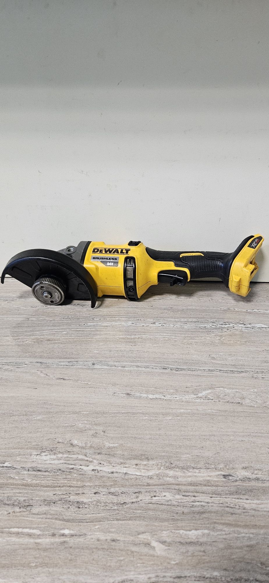 Dewalt Ъглошлайф DCG414 FLEXVOLT 54V 125мм.