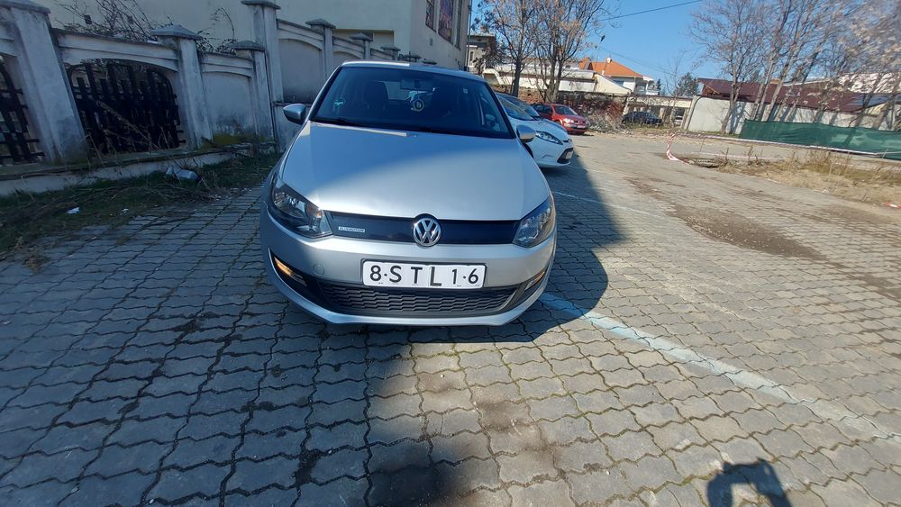 Vand WV Polo și schimb+/- diferența.