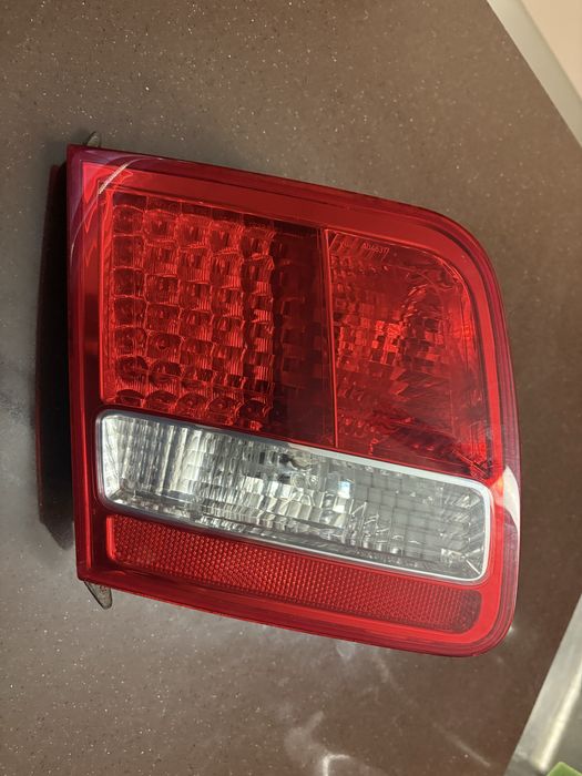 Вътрешен ляв стоп Ауди А8 Д3