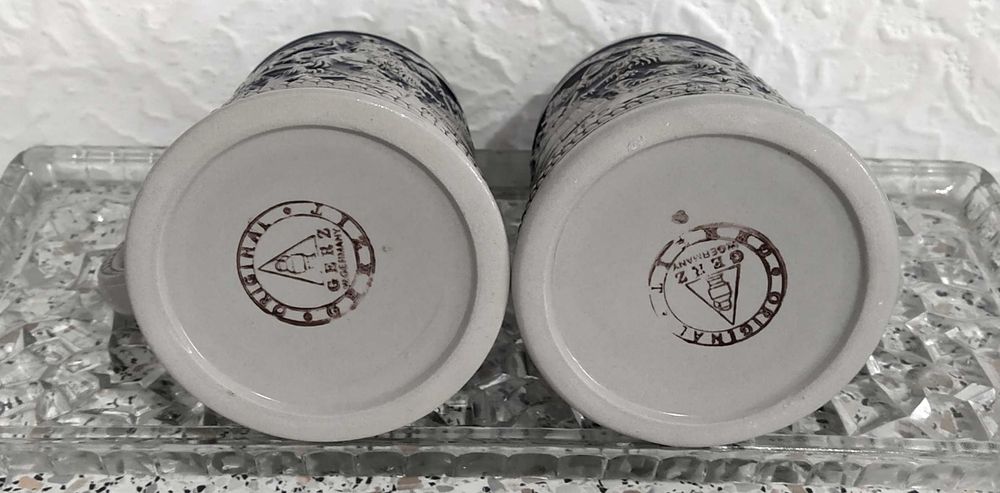 2 Căni ceramică GERTZ originale. detalii deosebite .Capacitate 300 ml.