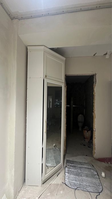 Продается шифлоньер