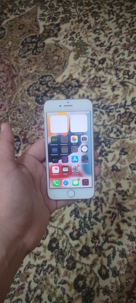 Apple Iphone 7 32GB Silver White Original J/A Sastayani Otlichni Zor