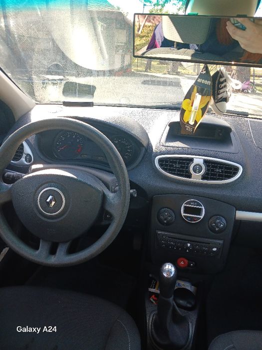 Renault clio 2009
