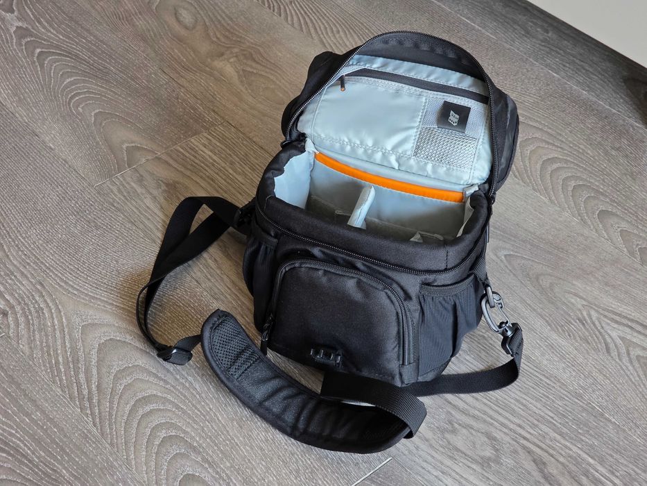 Lowepro Nova 140 AW II