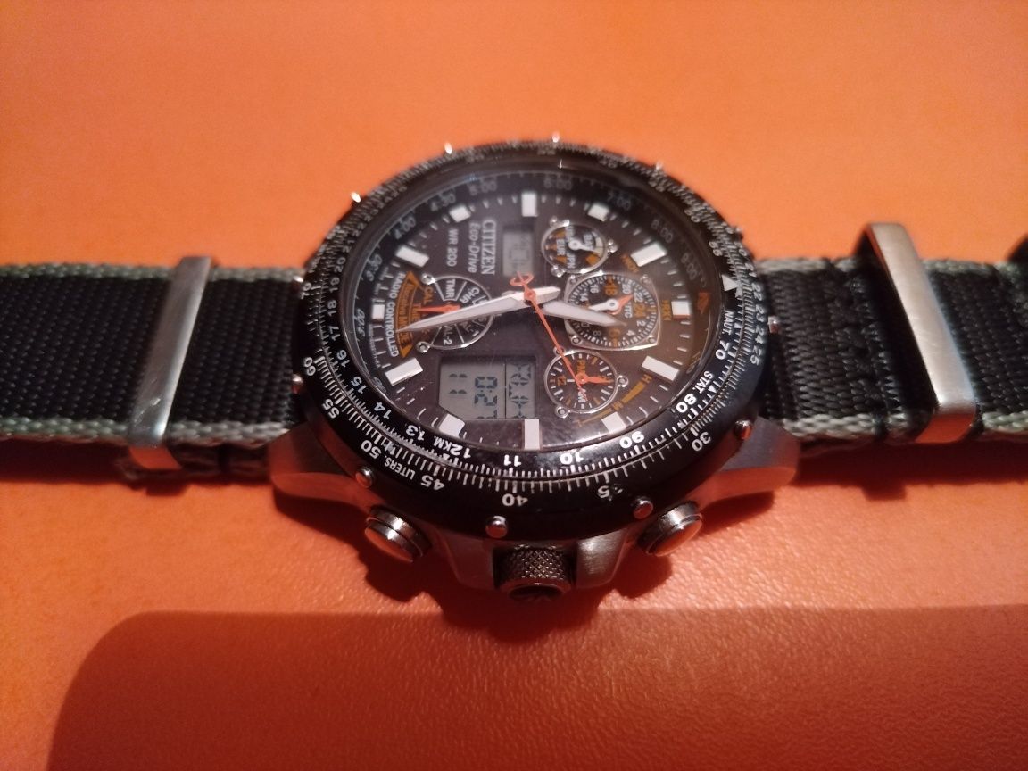 Vand Citizen Skyhawk Eco-Drive Chronograph Watch U6