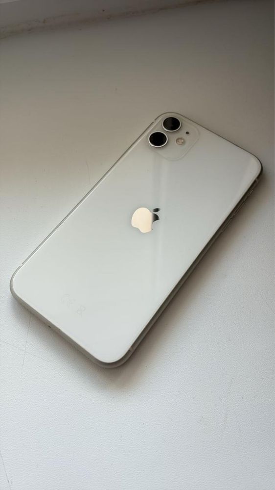 продаю Iphone 11