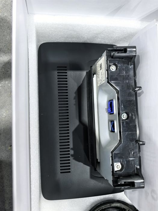 Оригинална навигация за мерцедес c-class 2015г