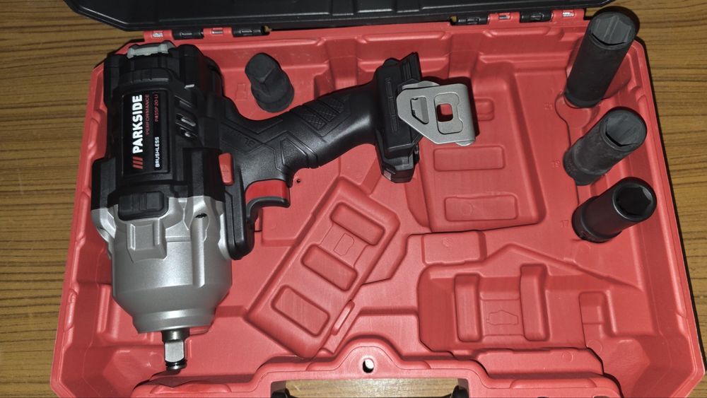 Parkside Безжичен ударен гайковерт 20V
