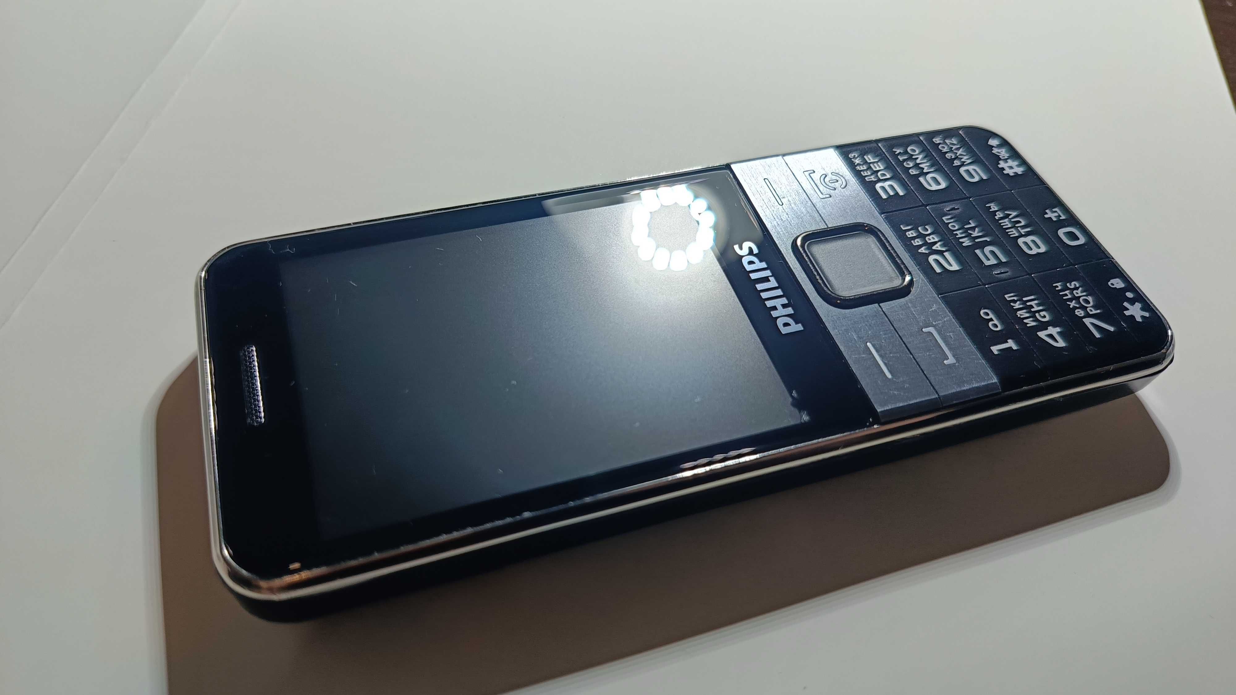 Philips Xenium E590