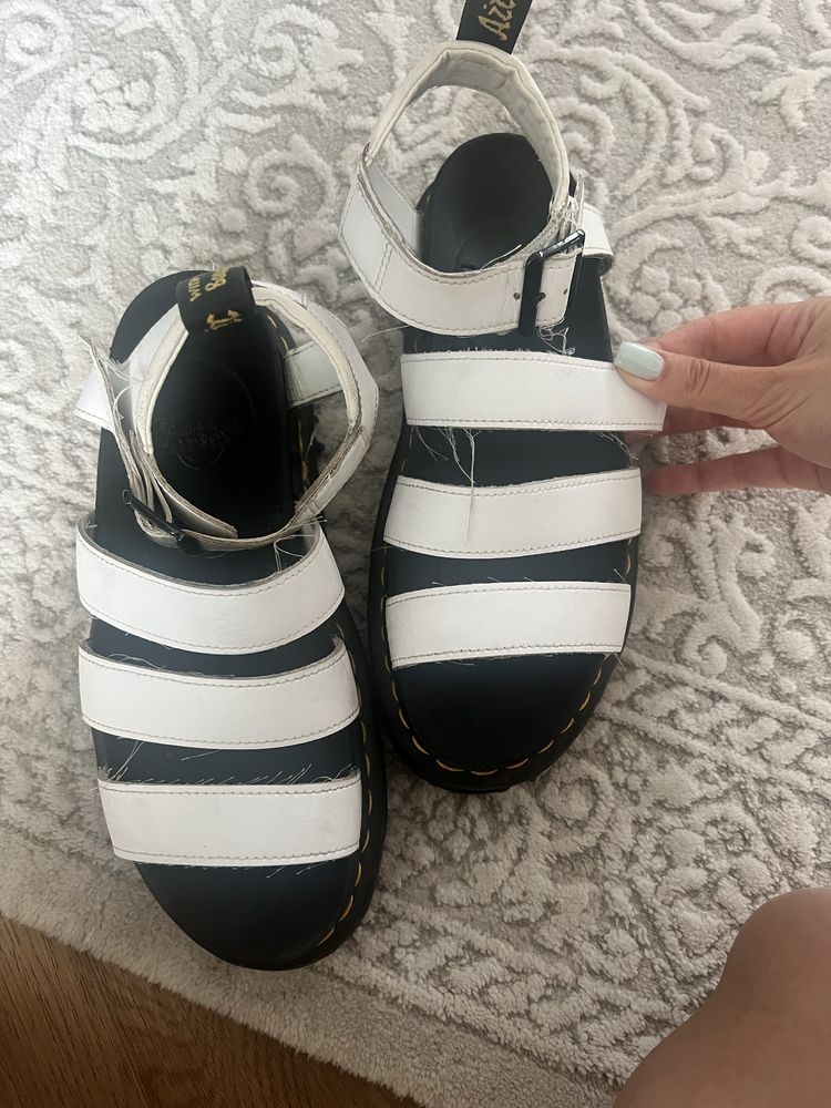 Sandale Dr.Martens