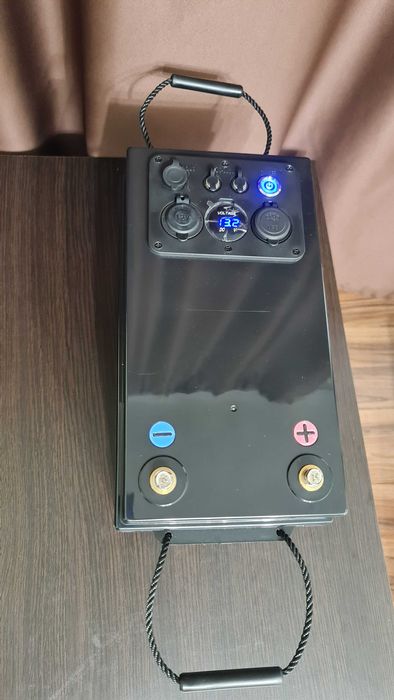 Baterie 12V  -  300Ah   Lithium Ion LiFePO4    Nou