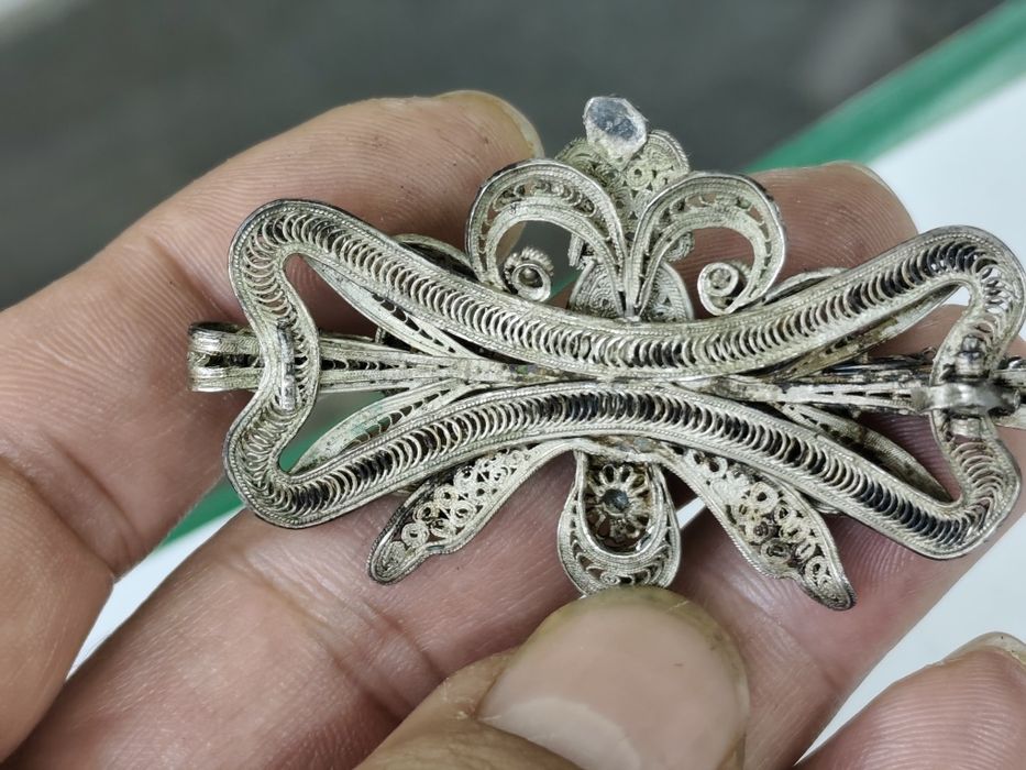Възрожденска сребърна брошка филигран 0.800